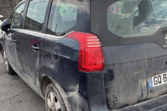 Bouton de coffre PEUGEOT 5008 1