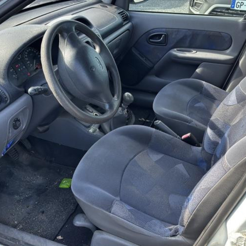 Bloc ABS (freins anti-blocage) RENAULT CLIO 2 Photo n°5