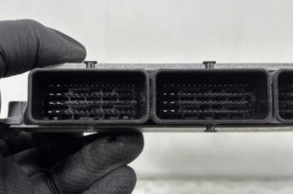 Calculateur moteur DACIA SANDERO 2