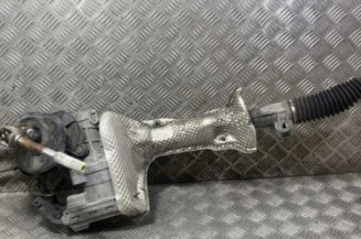 Cremaillere assistee PEUGEOT 308 2 Photo n°1