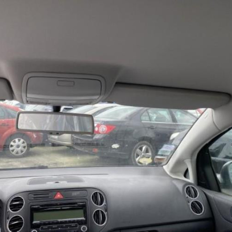 Calculateur moteur VOLKSWAGEN GOLF PLUS Photo n°4