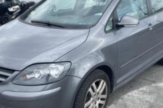 Calculateur moteur VOLKSWAGEN GOLF PLUS