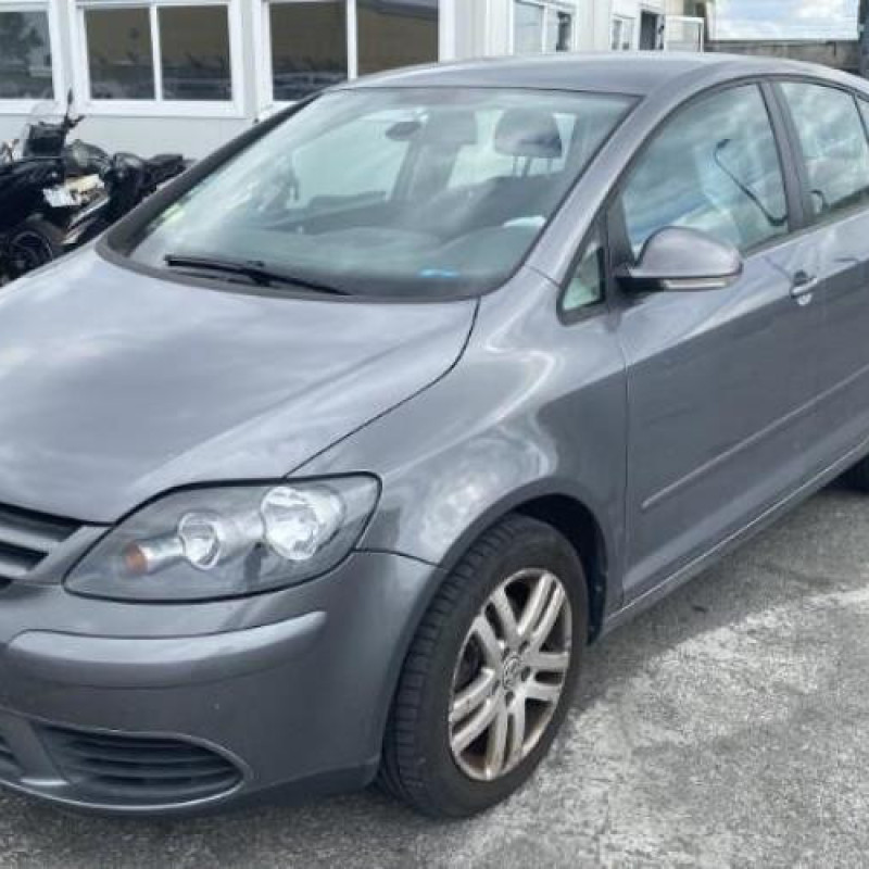 Calculateur moteur VOLKSWAGEN GOLF PLUS Photo n°12