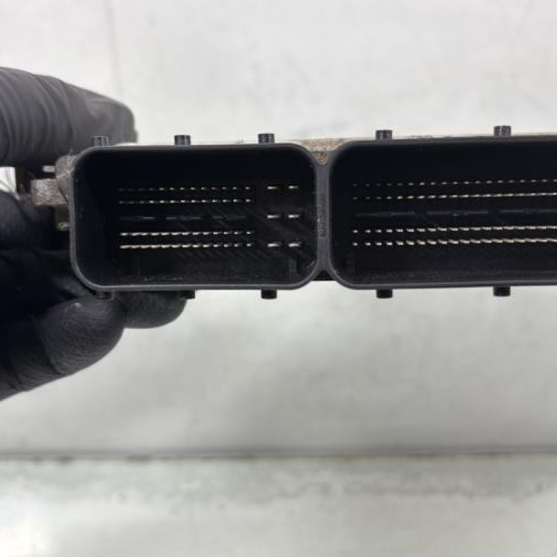 Calculateur moteur HYUNDAI IX 20 Photo n°2