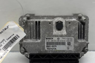 Calculateur moteur TOYOTA YARIS 2 Photo n°1