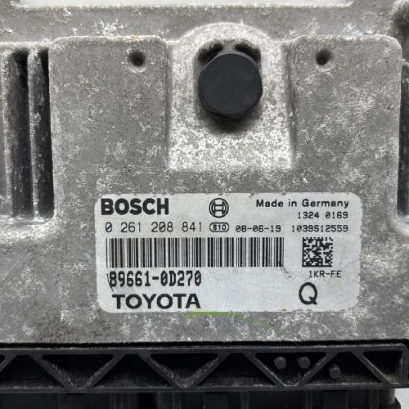 Calculateur moteur TOYOTA YARIS 2 Photo n°2