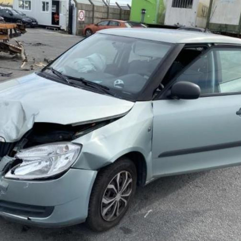 Bloc ABS (freins anti-blocage) SKODA FABIA 2 Photo n°17