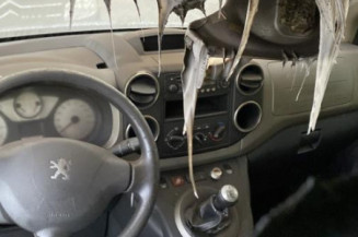 Calculateur moteur PEUGEOT PARTNER 2