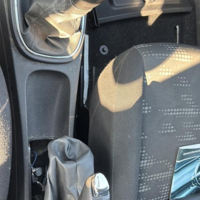 Bloc ABS (freins anti-blocage) OPEL CORSA D Photo n°13