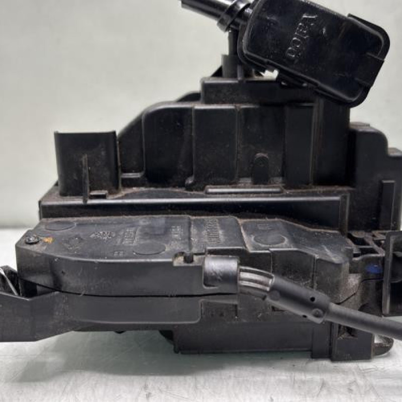 Serrure avant gauche RENAULT CLIO 3 Photo n°4