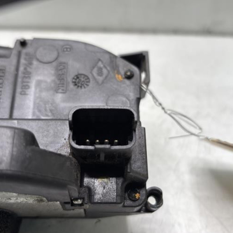 Serrure avant gauche RENAULT CLIO 3 Photo n°7