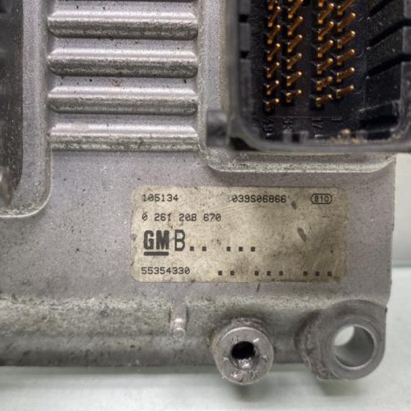 Calculateur moteur OPEL TIGRA 2 Photo n°2