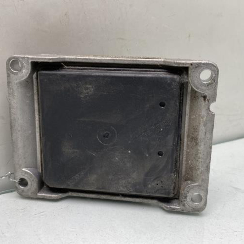 Calculateur moteur OPEL TIGRA 2 Photo n°4