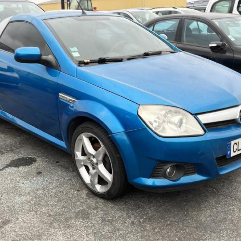 Calculateur moteur OPEL TIGRA 2 Photo n°9