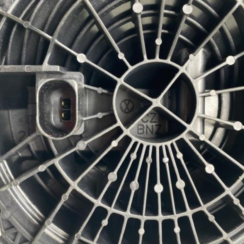 Bouton de coffre VOLKSWAGEN POLO 5 Photo n°3