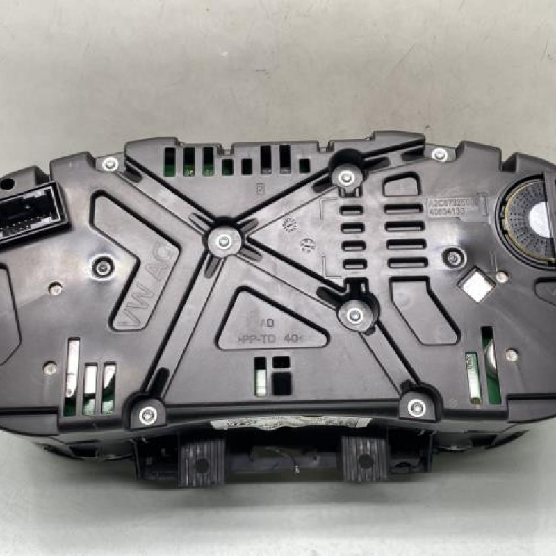 Compteur VOLKSWAGEN POLO 5 Photo n°2