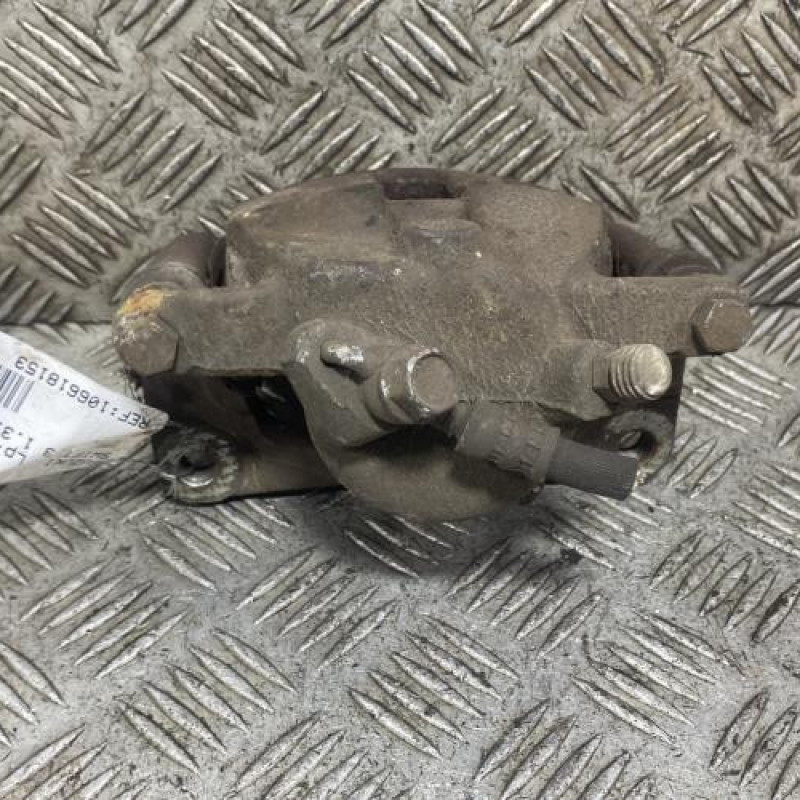 Etrier avant droit (freinage) SUZUKI SWIFT 3 Photo n°4