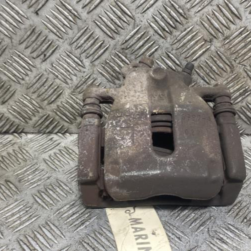 Etrier avant gauche (freinage) SUZUKI SWIFT 3 Photo n°1