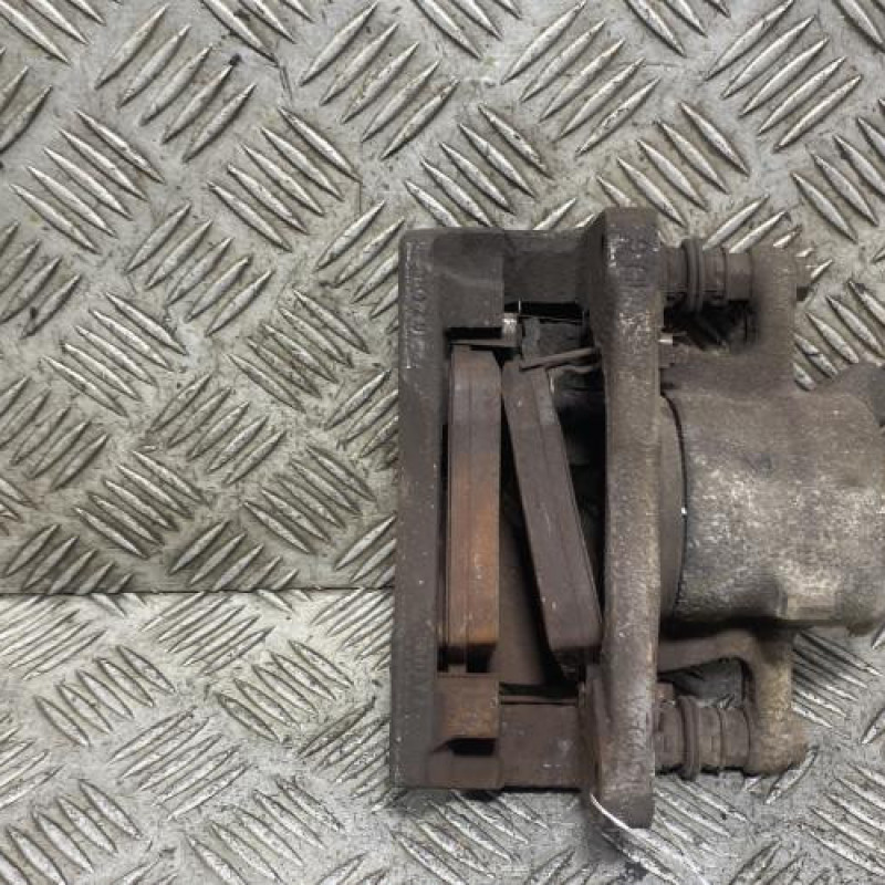 Etrier avant gauche (freinage) SUZUKI SWIFT 3 Photo n°3