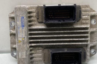 Calculateur moteur OPEL MERIVA A Photo n°1