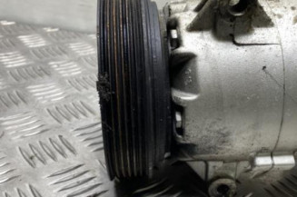Compresseur clim RENAULT MEGANE 1