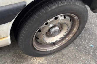 Reservoir essence PEUGEOT PARTNER 1