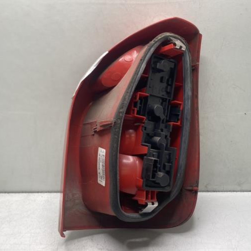 Feu arriere principal gauche (feux) CITROEN XSARA PICASSO Photo n°2