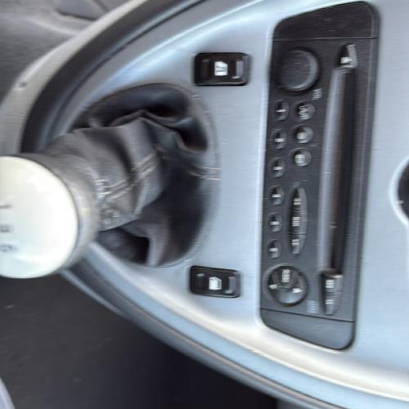 Pompe de direction CITROEN XSARA PICASSO Photo n°18