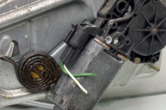 Leve vitre electrique avant gauche RENAULT TWINGO 1