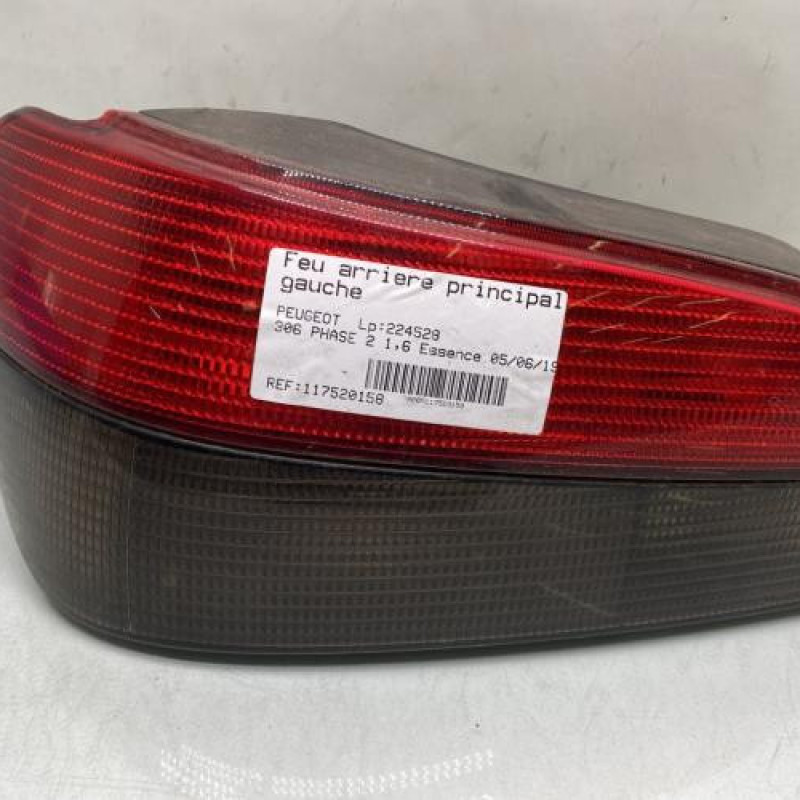 Feu arriere principal gauche (feux) PEUGEOT 306 Photo n°1