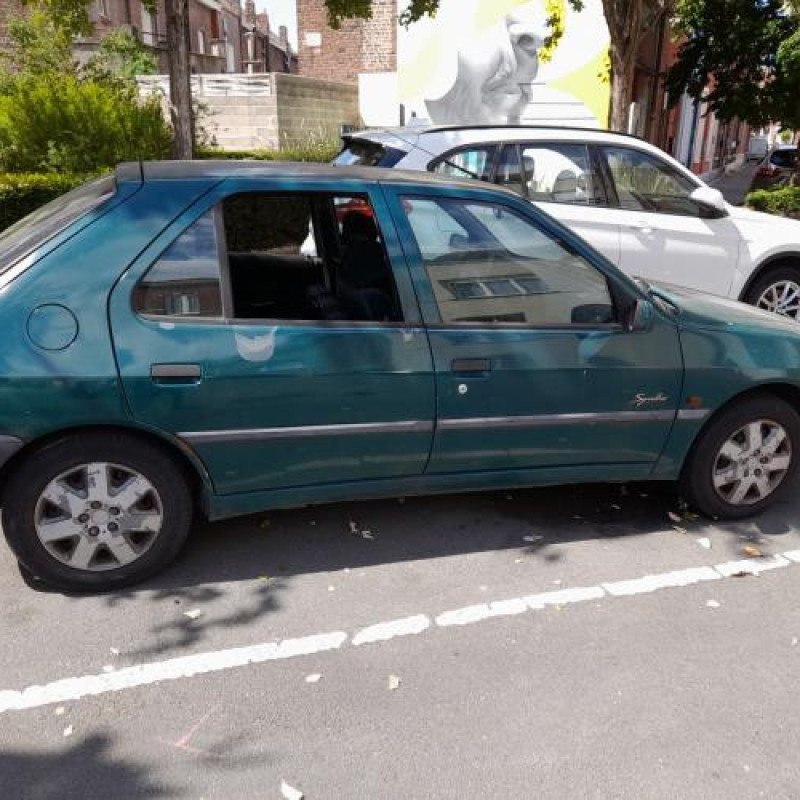 Retroviseur droit PEUGEOT 306 Photo n°11