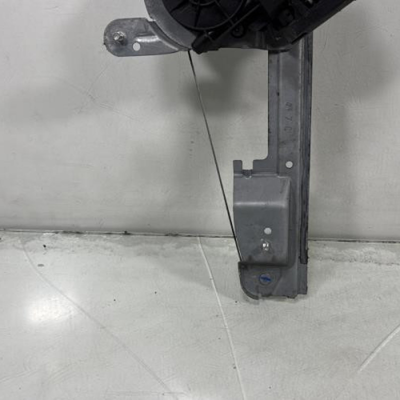 Leve vitre electrique arriere gauche RENAULT GRAND SCENIC 2 Photo n°8