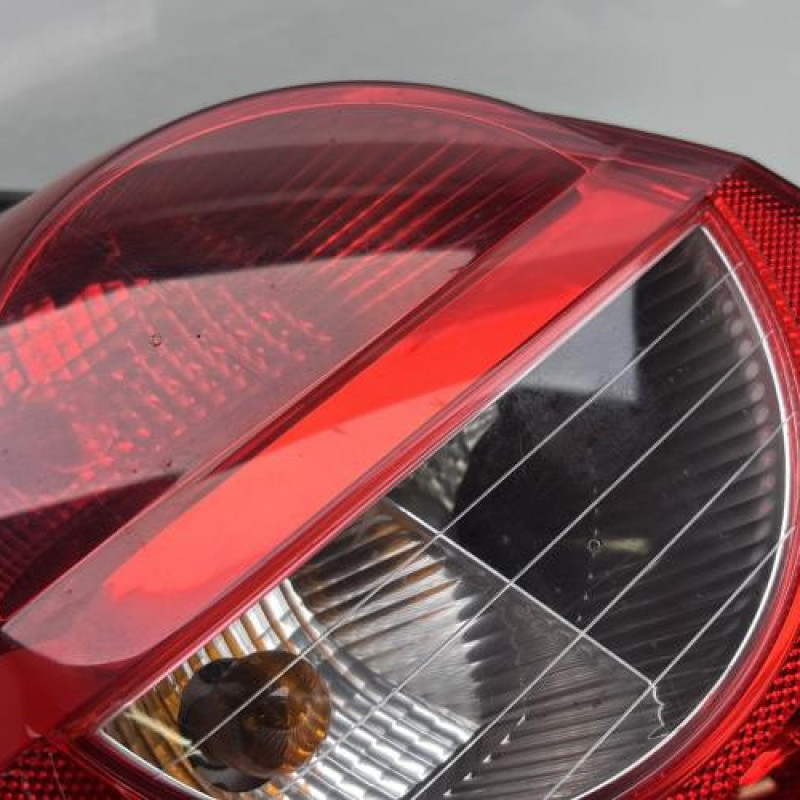 Feu arriere principal gauche (feux) RENAULT CLIO 3 Photo n°4