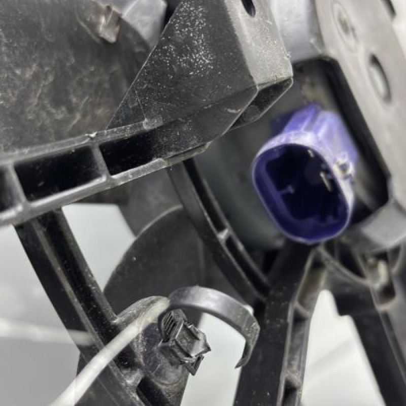 Moto ventilateur radiateur RENAULT CLIO 4 Photo n°2