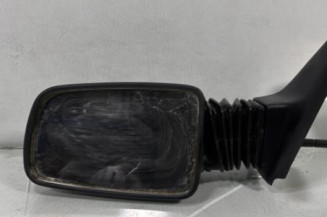 Retroviseur gauche PEUGEOT 205 Photo n°1