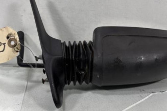 Retroviseur gauche PEUGEOT 205