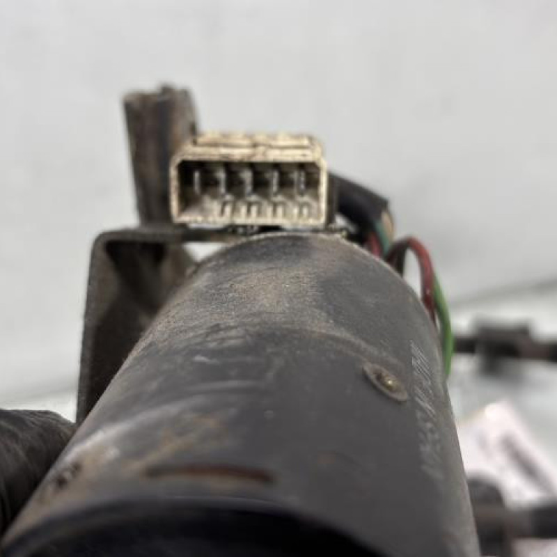 Moteur essuie glace avant PEUGEOT 205 Photo n°5