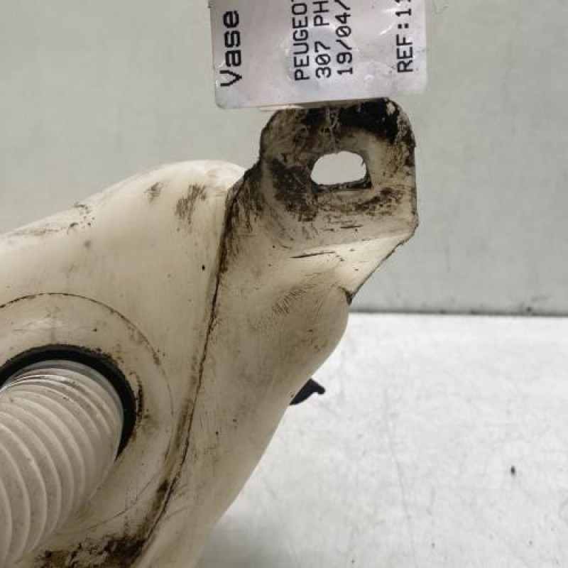 Vase de lave glace PEUGEOT 307 Photo n°2