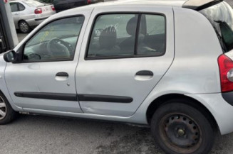 Poignee porte avant gauche RENAULT CLIO 2