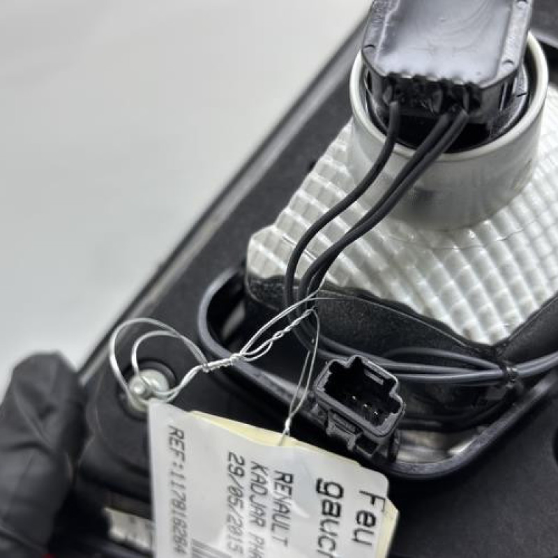 Feu arriere secondaire gauche (feux) RENAULT KADJAR Photo n°3