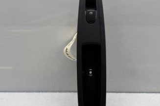 Interrupteur de leve vitre arriere droit RENAULT KADJAR Photo n°1