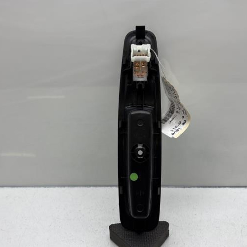 Interrupteur de leve vitre arriere droit RENAULT KADJAR Photo n°4