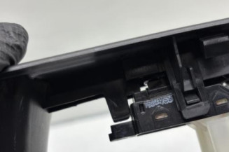 Interrupteur de leve vitre arriere droit RENAULT KADJAR