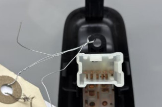 Interrupteur de leve vitre arriere gauche RENAULT KADJAR