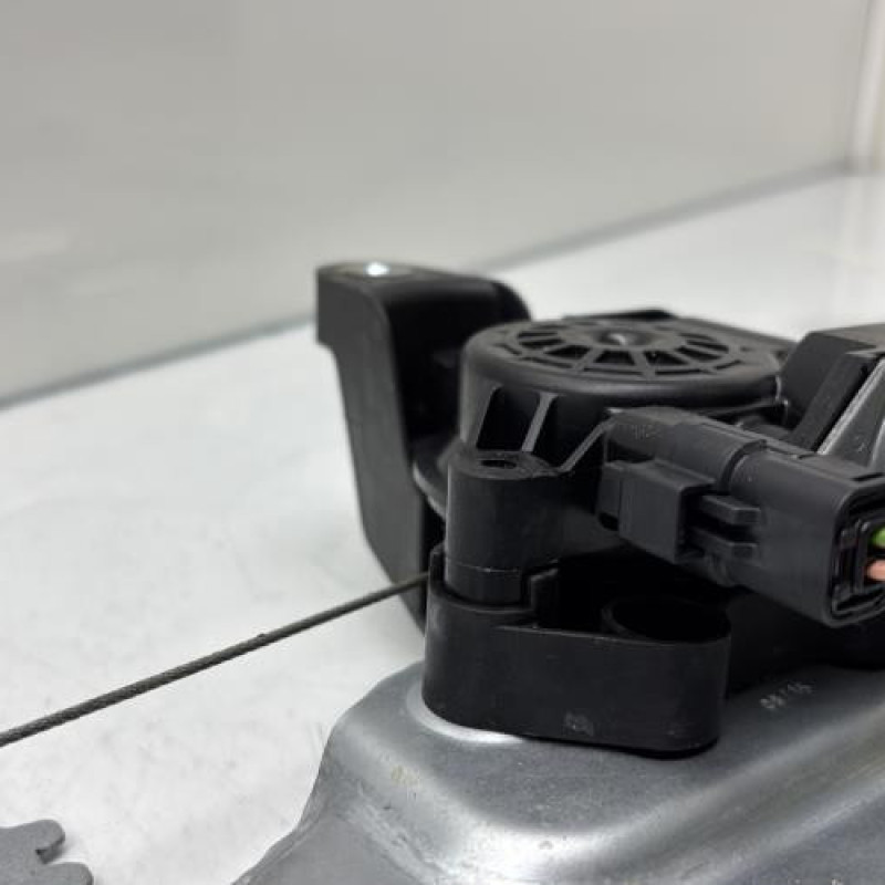 Leve vitre electrique arriere droit RENAULT KADJAR Photo n°5