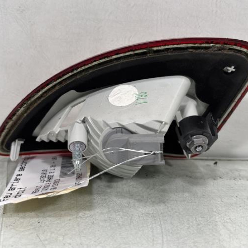 Feu arriere secondaire droit (feux) RENAULT TWINGO 2 Photo n°3