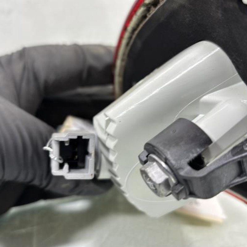 Feu arriere secondaire droit (feux) RENAULT TWINGO 2 Photo n°4