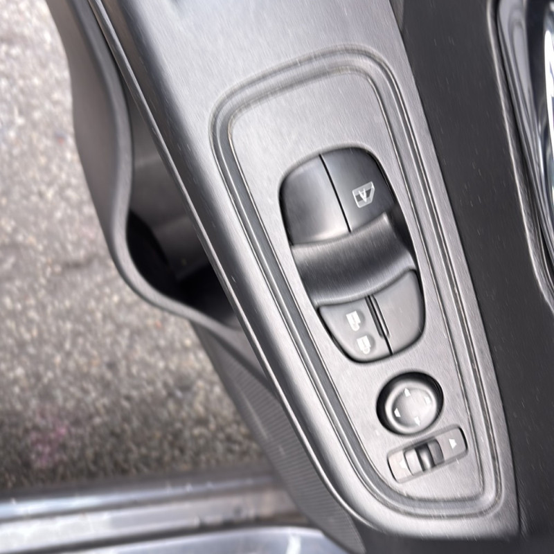 NISSAN MICRA 5 1.0i - 12V TURBO Photo n°15