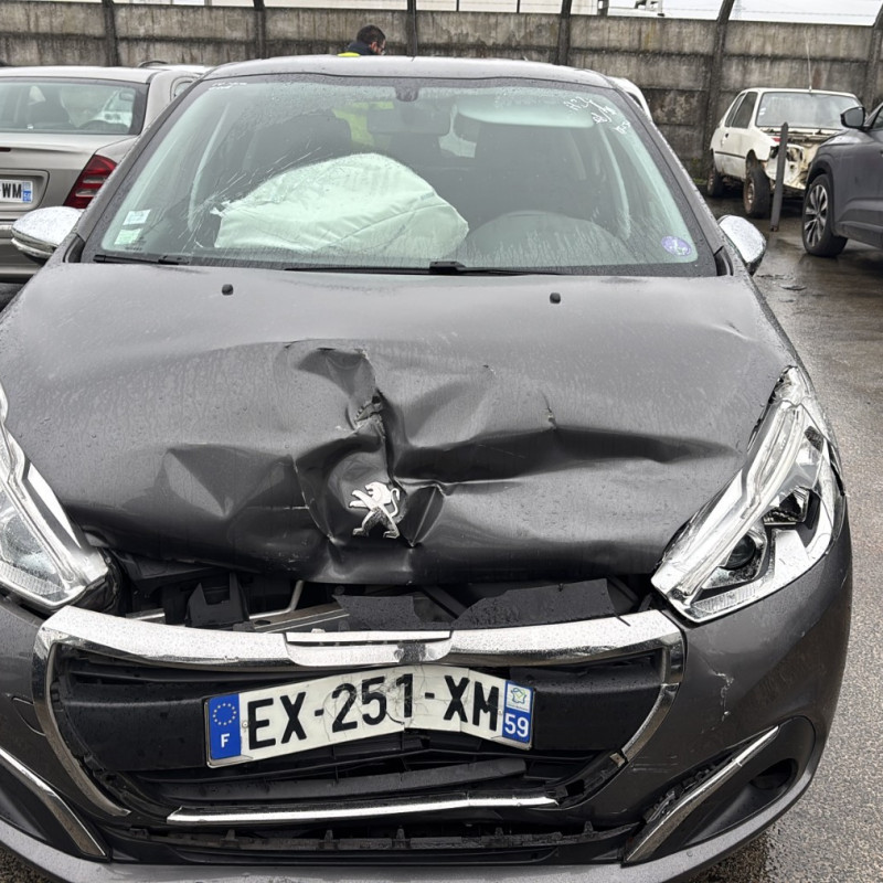 PEUGEOT 208 1 PHASE 2 1.2 VTI - 12V Photo n°8