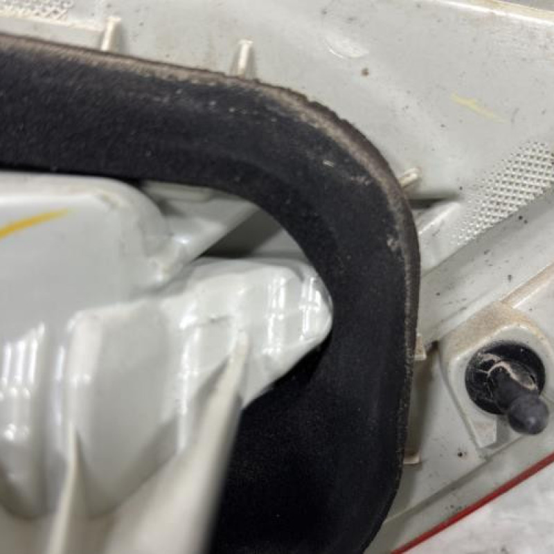 Feu arriere secondaire droit (feux) FORD KUGA 2 Photo n°6